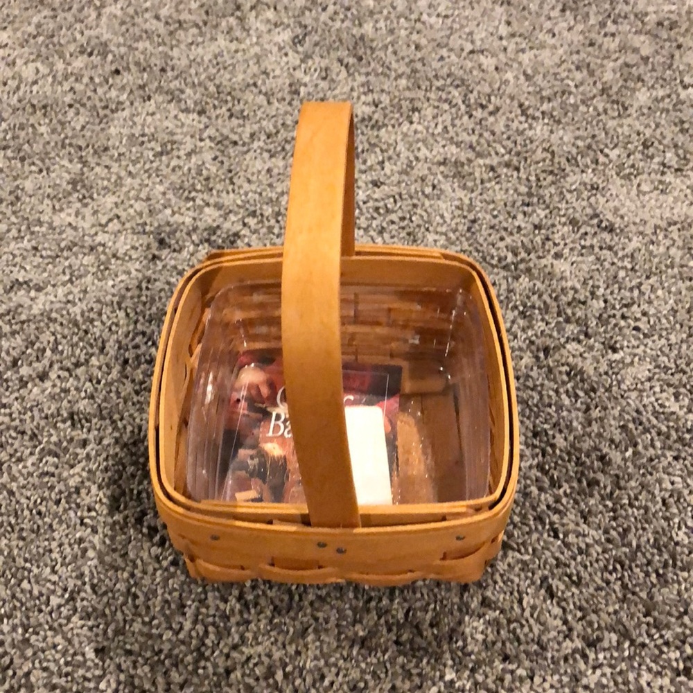 Longaberger Tarragon basket